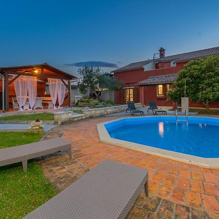 Villa Carla With Private Pool & Kids Playground - Pet Friendly Mutvoran Eksteriør billede